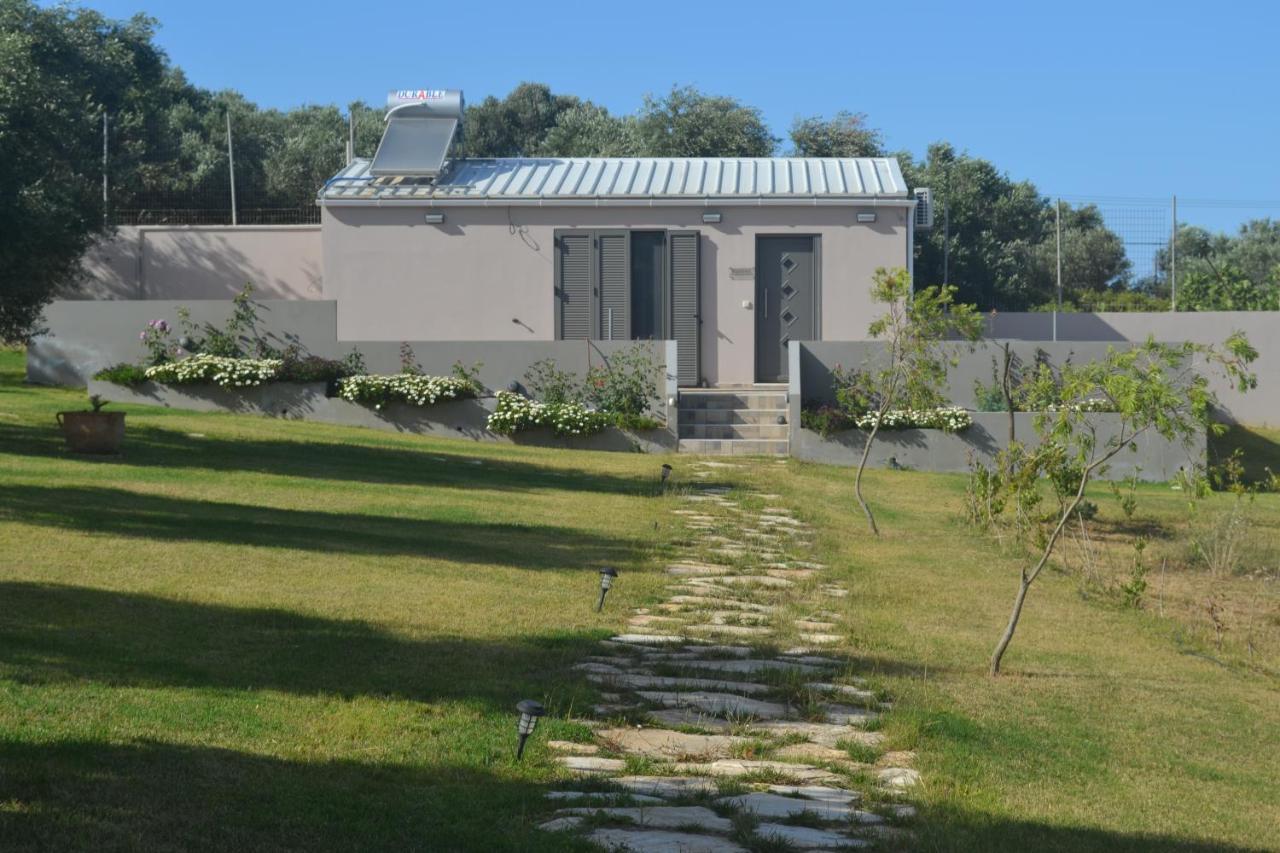 Alexandra'S Garden Houses Stalos Exterior photo