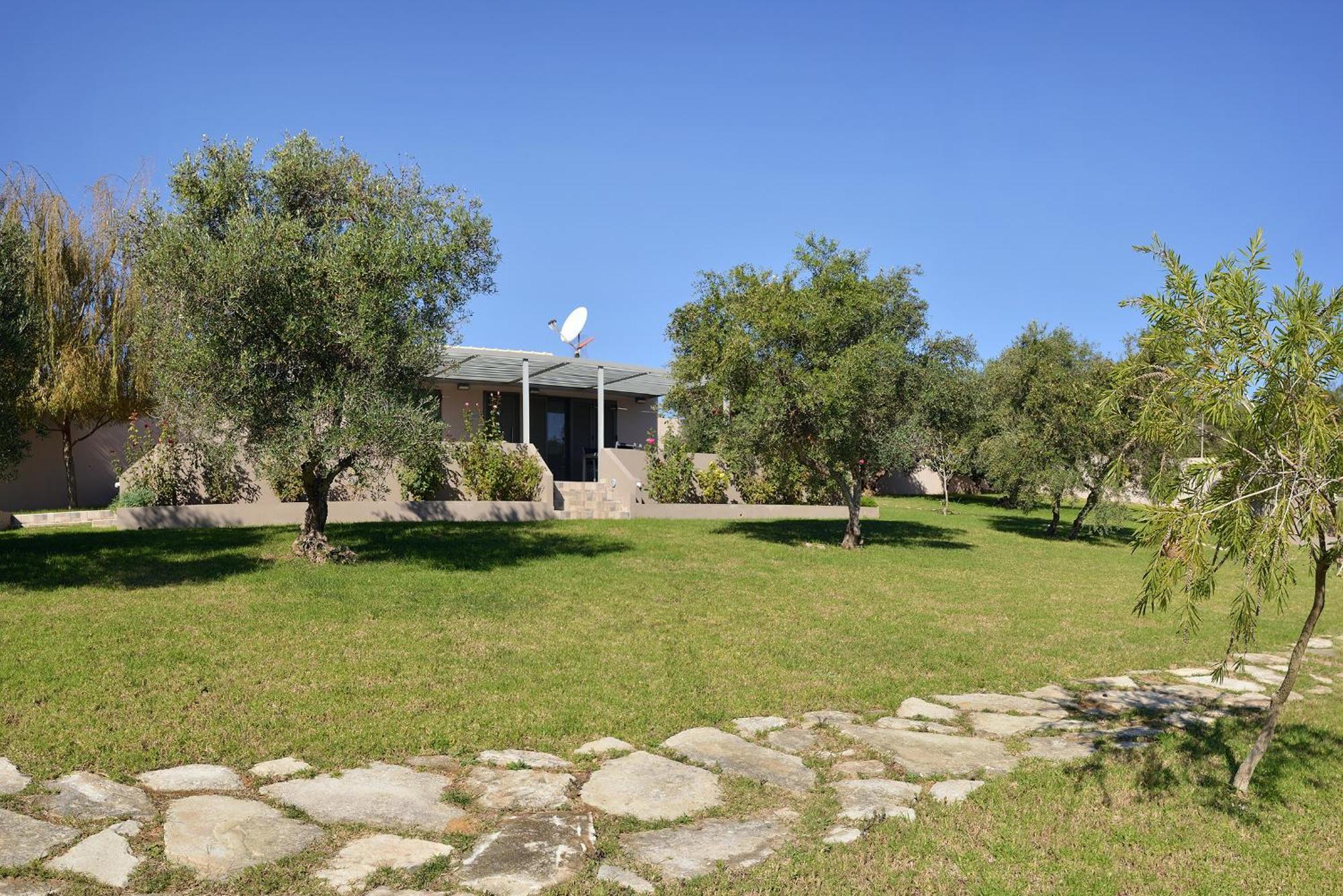 Alexandra'S Garden Houses Stalos Exterior photo